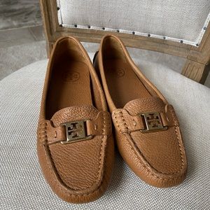 Tory Burch❤️‍🔥 KENDRICK Tan Leather Driving Slip On Moccasins Size 8 M